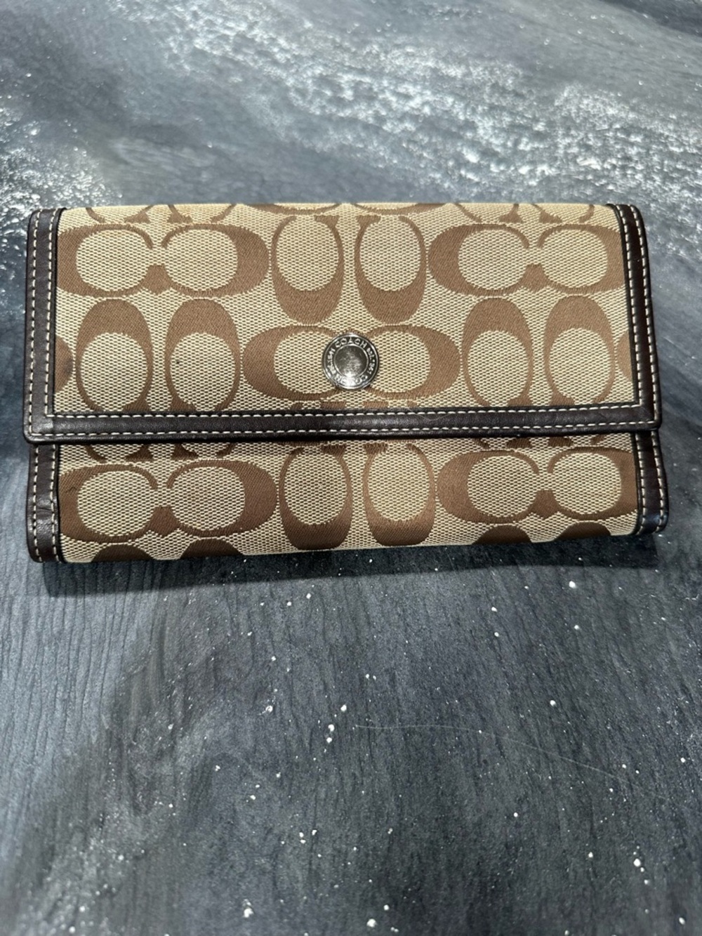 Coach Signature Canvas Trifold Wallet in Khaki and Chocolate